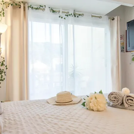 Ideale Et Charmante Maisonnette, & Nature, Parking Et Terrasse Lägenhet Villeneuve-Loubet