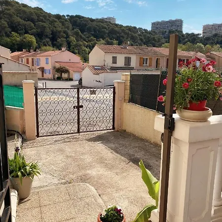 Maisonnette Tres Appreciee Entre Mer Et Nature Climatisee Avec Cuisine Terrasse Parking * Villeneuve-Loubet