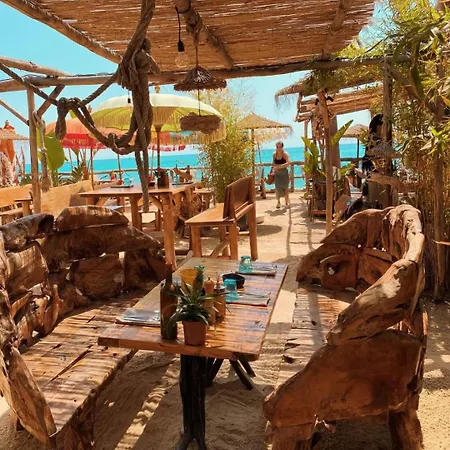 Apartment Maisonnette Tres Appreciee Entre Mer Et Nature Climatisee Avec Cuisine Terrasse Parking