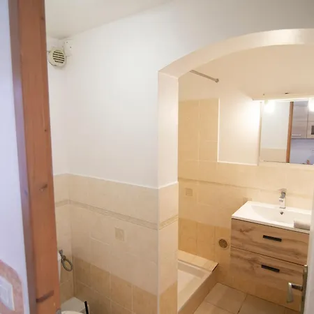 Maisonnette Tres Appreciee Entre Mer Et Nature Climatisee Avec Cuisine Terrasse Parking Apartment